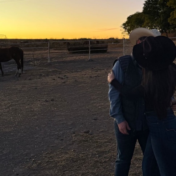 Meet your Posher, Arley - Picture 1 of 1